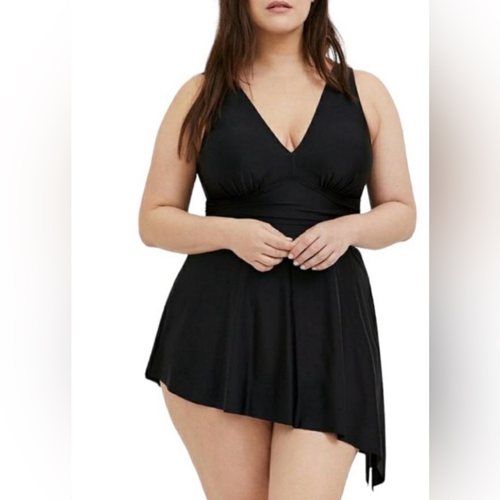 Torrid size 3 swim dress in black